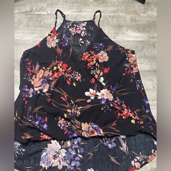 Pink Clover Floral Wrap Tank Top - Picture 2 of 5